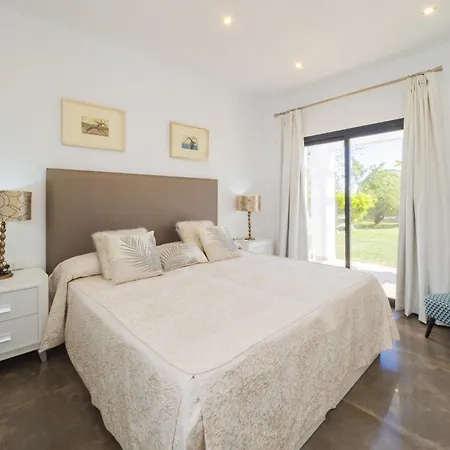 Cubo's El Oasis De Don Pedro Holiday home *