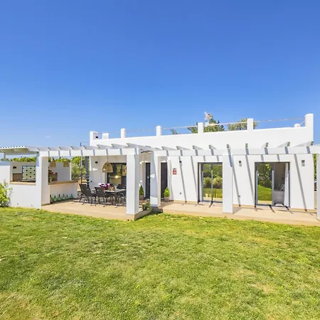 Holiday home Cubo's El Oasis De Don Pedro Alhaurin el Grande