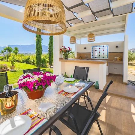 Cubo's El Oasis De Don Pedro Holiday home *